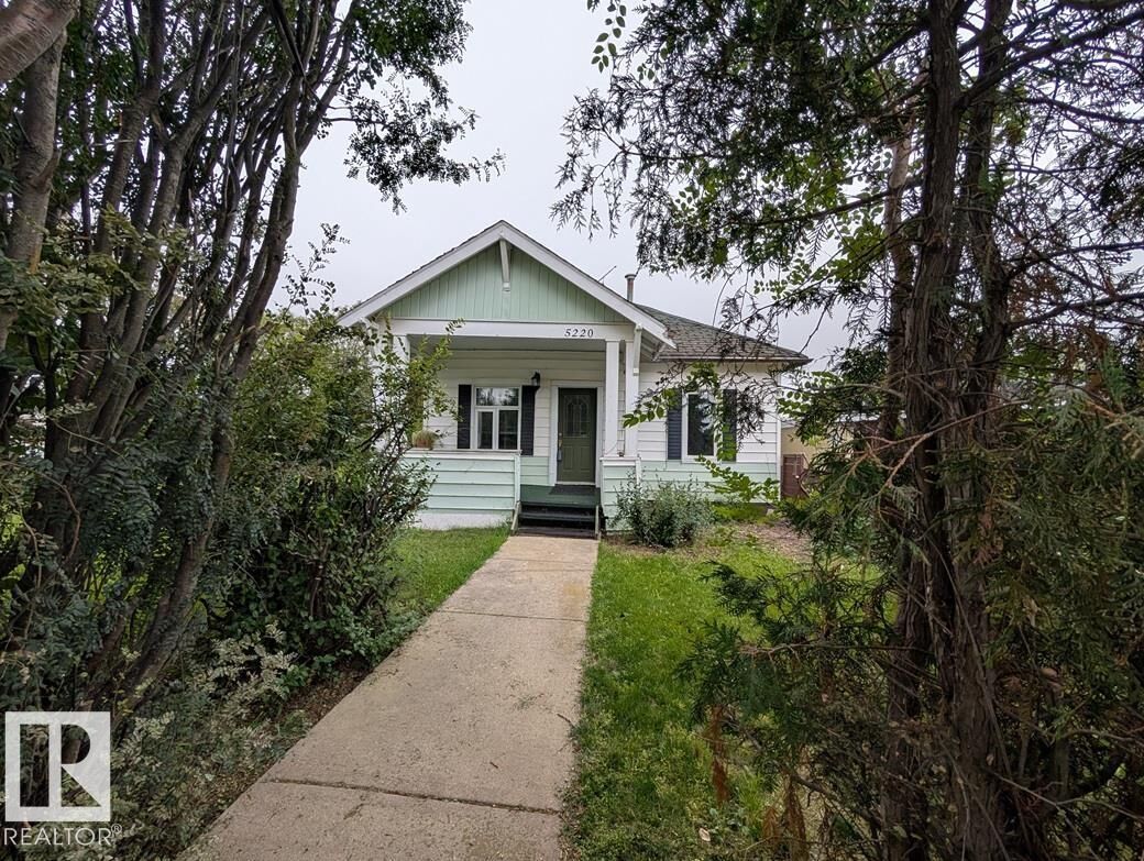 Property Photo: 5220 50 Street AB T0B 4A0