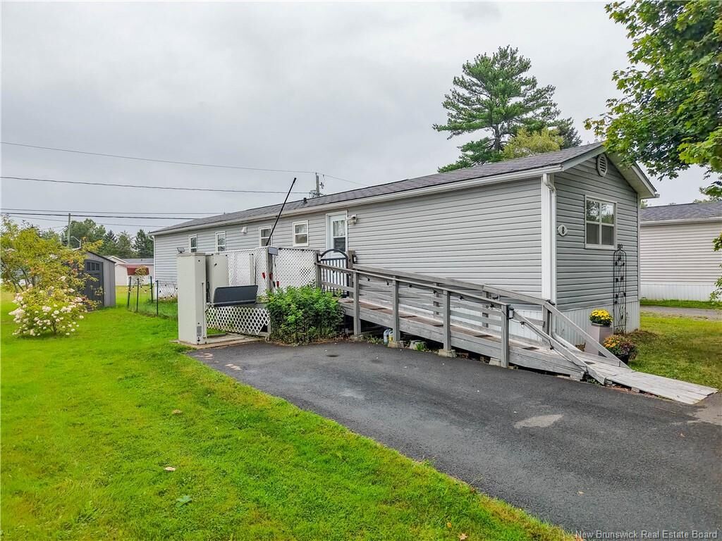 Photo de la propriété:  8 Wood Avenue  NB E3B 6V5 