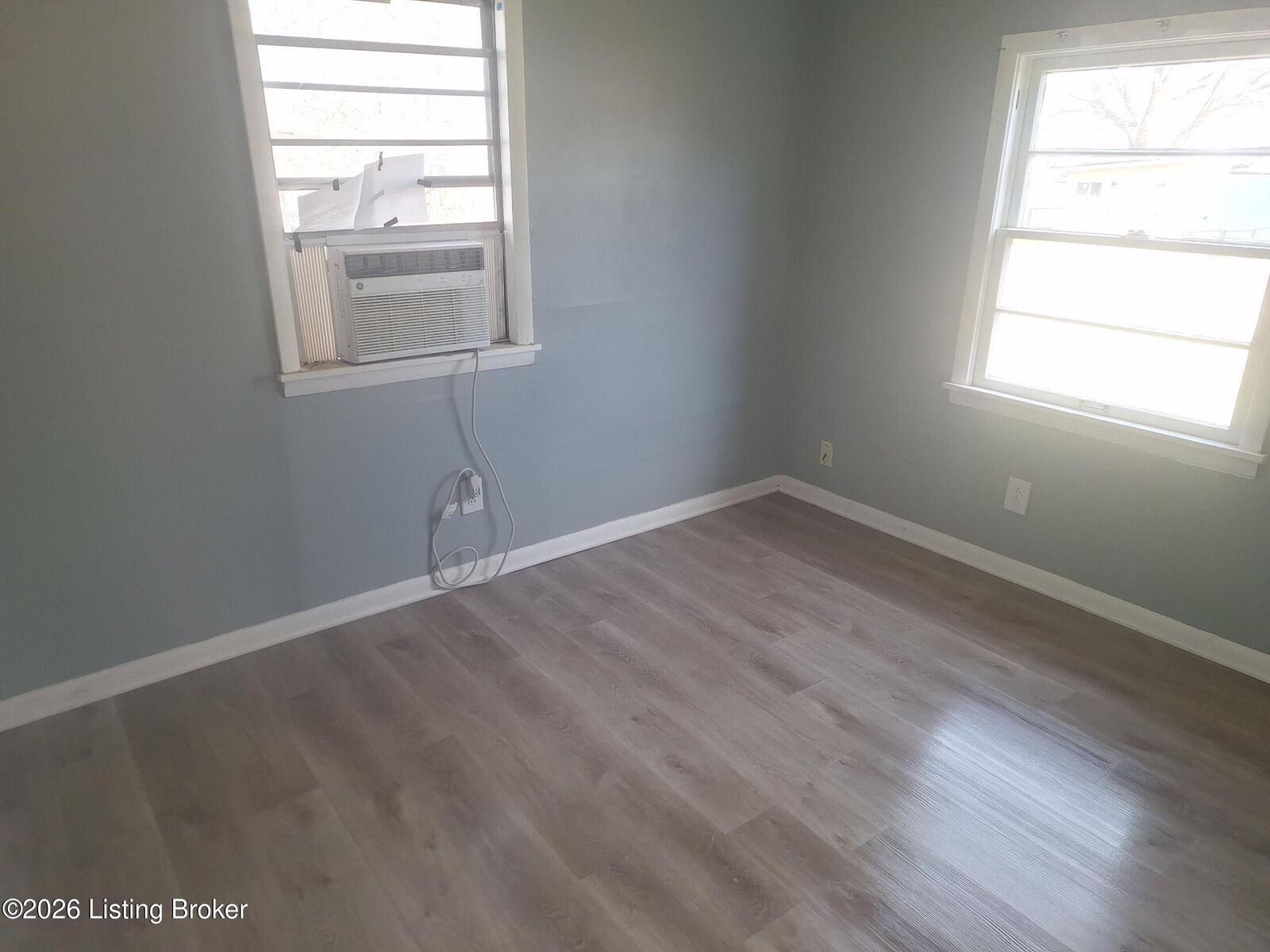 Property Photo:  9217 1/2 Alexander Ave  KY 40272 