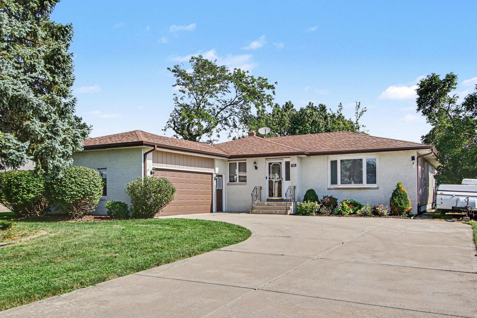Property Photo:  125 Mulberry Lane  IN 46375 