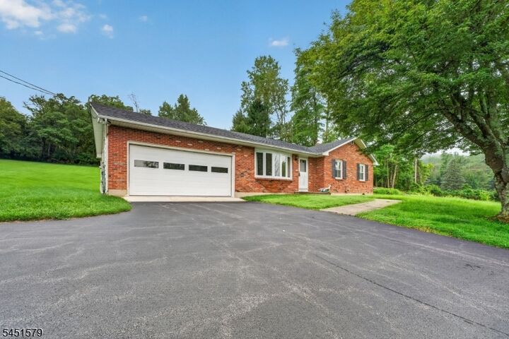 Property Photo:  400 Bellis Road  NJ 08804 