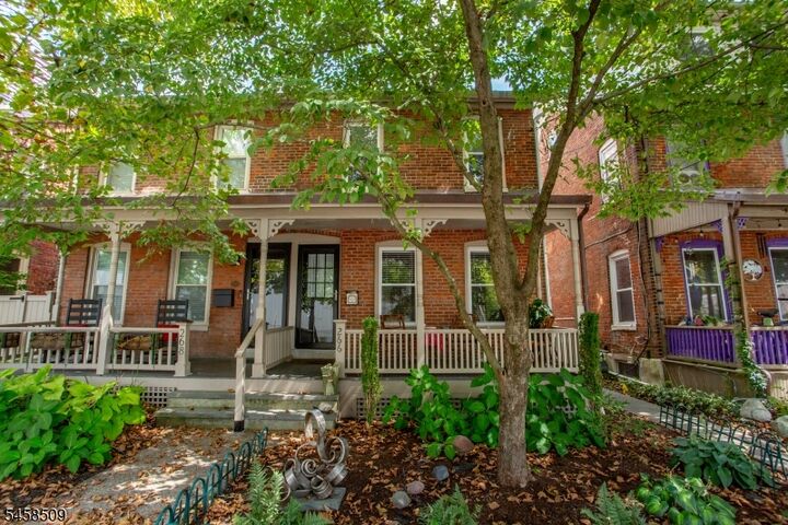 Property Photo: 266 N Union St NJ 08530