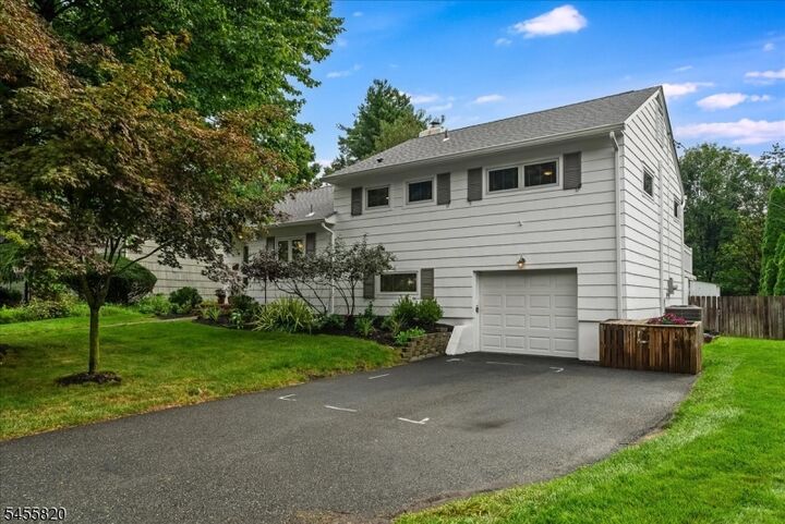 Property Photo:  119 Squire Hill Rd  NJ 07043 