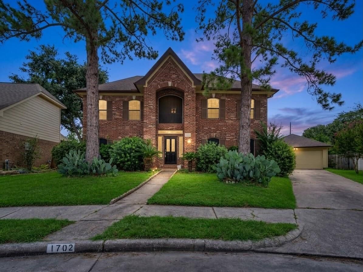 Property Photo:  1702 Lake Geneva Court  TX 77084 
