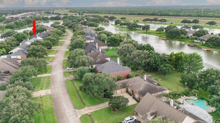 Property Photo:  314 Bridge Crest Boulevard  TX 77082 