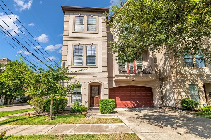 Property Photo: 1305 Studer Court TX 77007