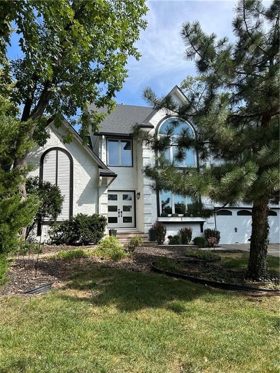 Property Photo: 8225 NW Weatherby Drive MO 64152