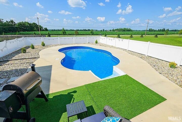 Property Photo:  1586 Lavante Cove  IN 46818 