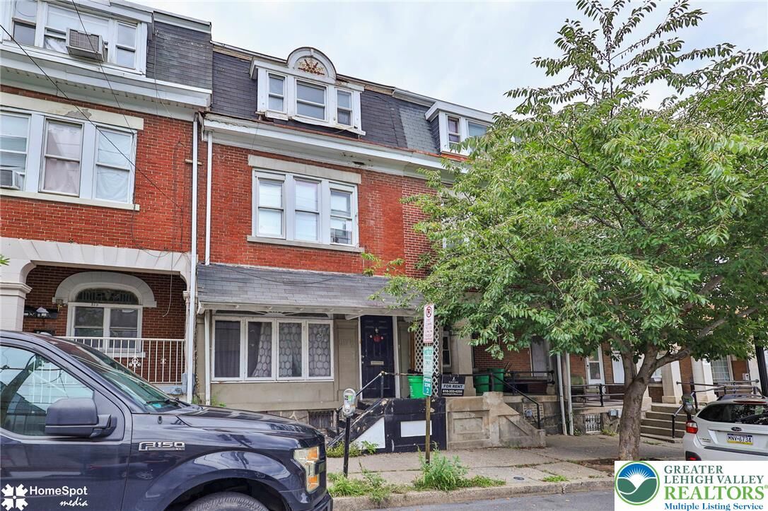 Property Photo: 4 Multi Unit Portfolio PA 18102