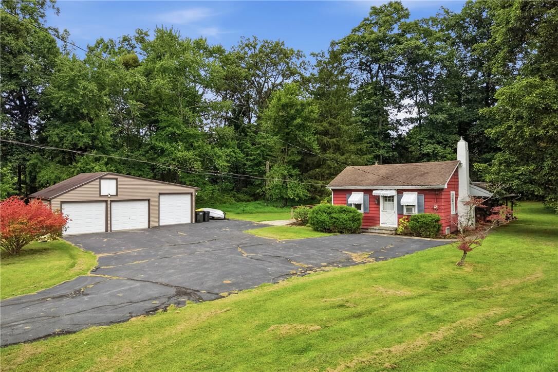 Property Photo:  3573 Lower Saucon Road  PA 18055 