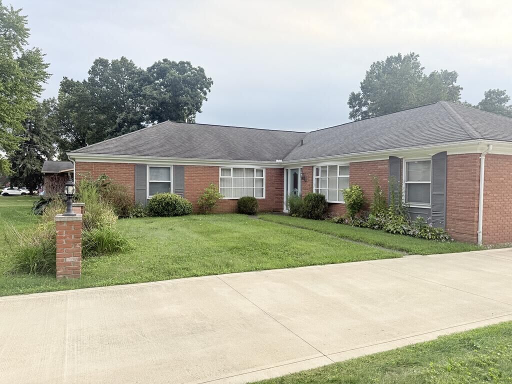 Property Photo:  587 Dogwood Circle  OH 44903 