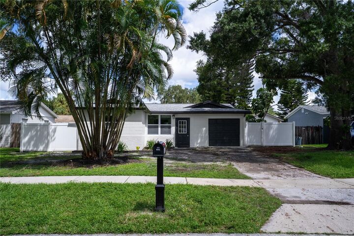 Property Photo: 9111 109th Avenue FL 33777