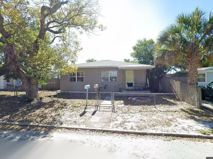 Property Photo:  1626 29th Avenue N  FL 33713 