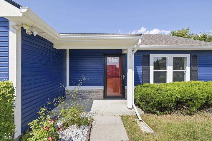 Property Photo:  3026 Briarchase Court  IN 46268 