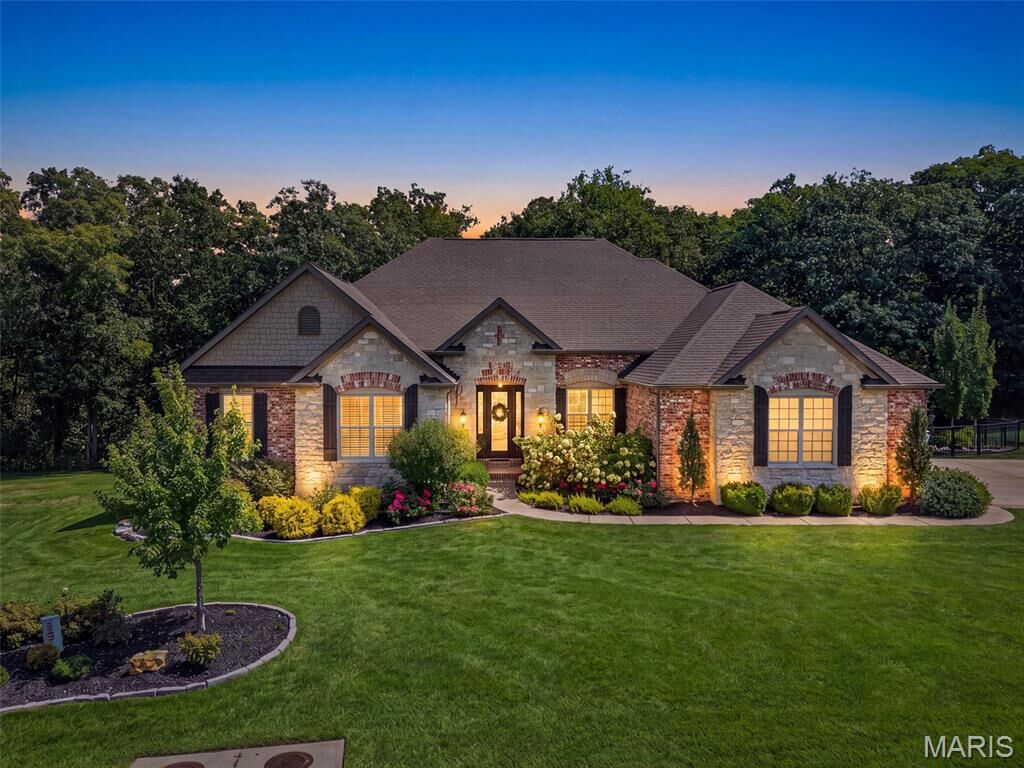 Property Photo:  106 Westleigh Manor Drive  MO 63385 