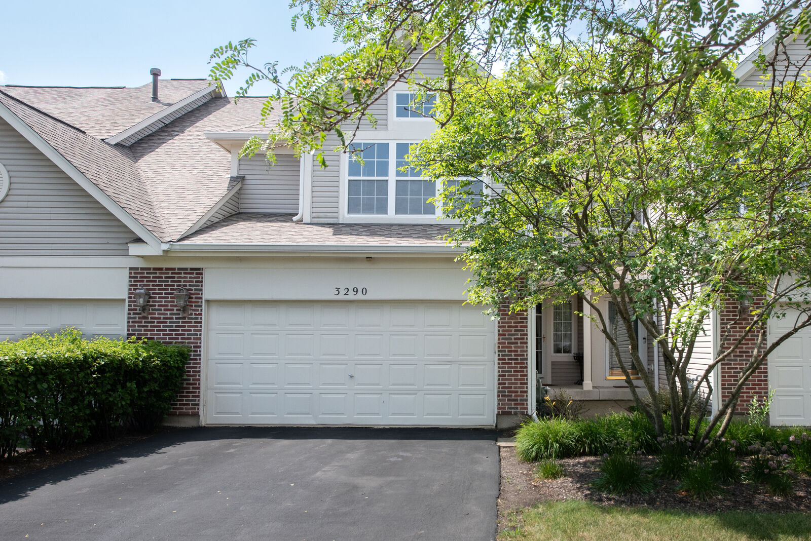 Property Photo:  3290 Cool Springs Court  IL 60564 