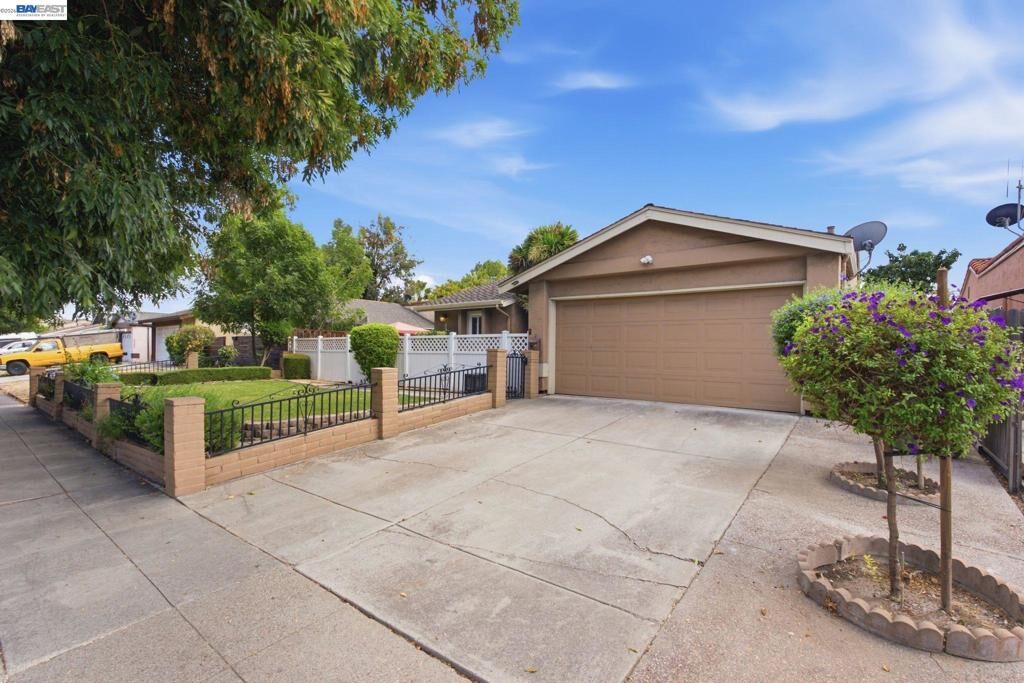 Property Photo:  364 Blossom Hill Rd  CA 95123 