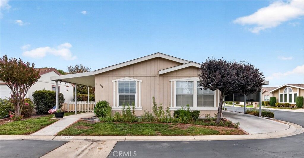 Property Photo:  1250 N Kirby Street 194  CA 92545 