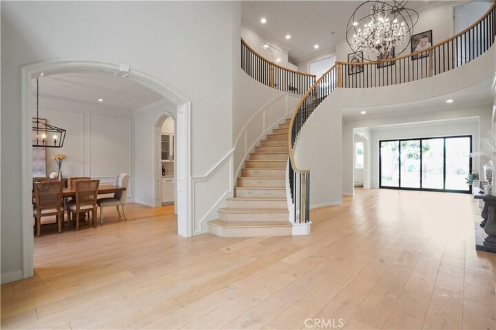 Property Photo:  25418 Cumberland  CA 91302 