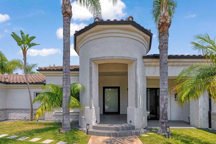 Property Photo:  410 Milagrosa Circle  CA 91910 