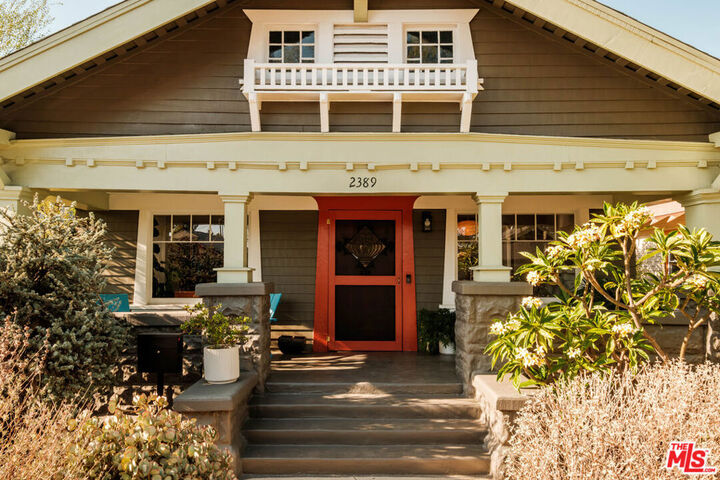 Property Photo: 2389 W 31st Street CA 90018