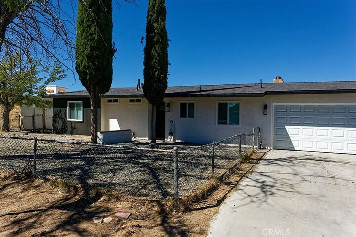 Property Photo: 14912 Condor CA 92394