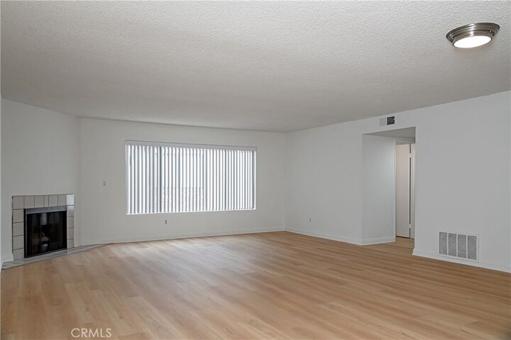 Property Photo:  433 N Louise  CA 91206 