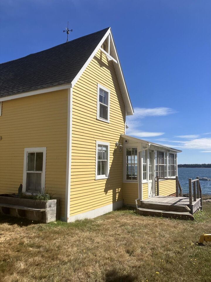 Property Photo:  34 Ginn Point Road  ME 04854 