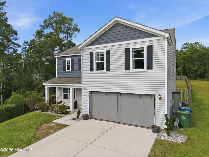 Property Photo: 420 High Ridge Court NC 28460