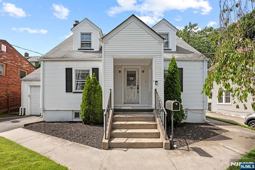 Property Photo:  15 Edison Avenue  NJ 07110 