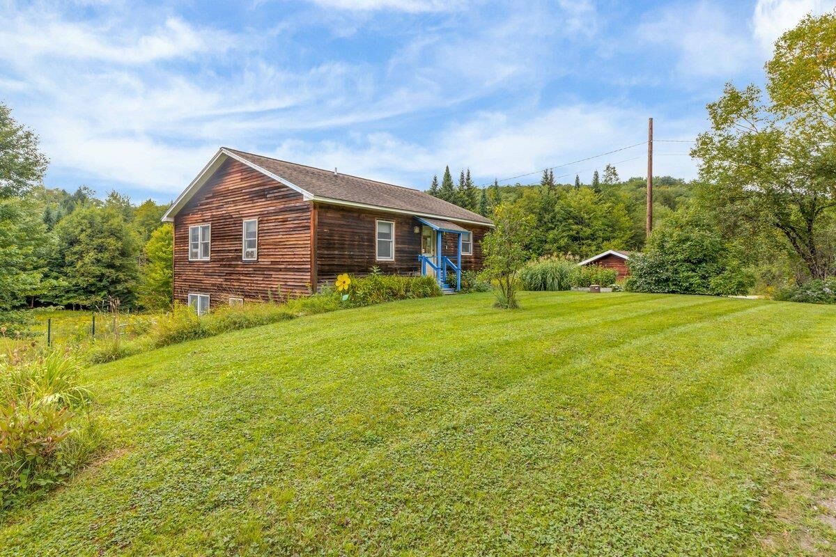 Property Photo:  74 Pratt Road  VT 05682 