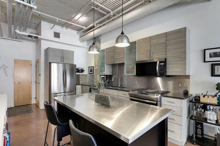 Property Photo:  225 9th Street E 107  MN 55101 