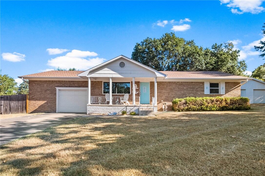 Property Photo: 336 Eastwood Drive AR 72753