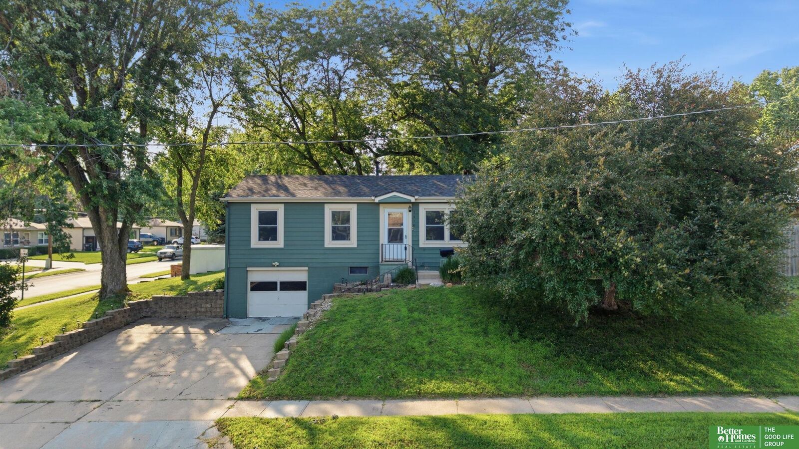 Property Photo:  7416 Frederick Avenue  NE 68128 