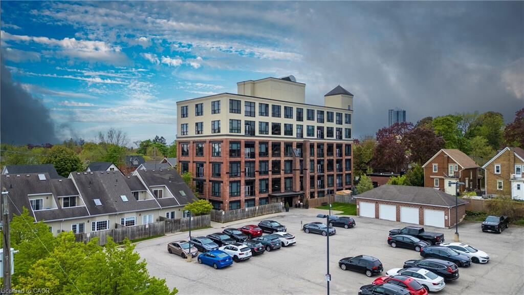 Property Photo:  120 Mansion Street 501  ON N2H 0A1 