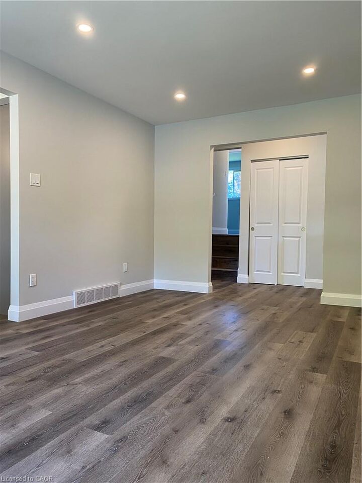 Property Photo:  51 Highridge Avenue 1  ON L8E 3J7 