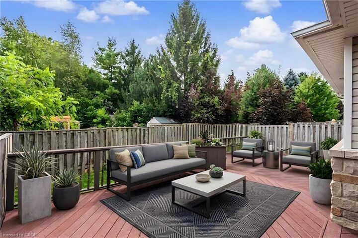 Property Photo:  20 Kitty Murray Lane 49  ON L8K 1L7 