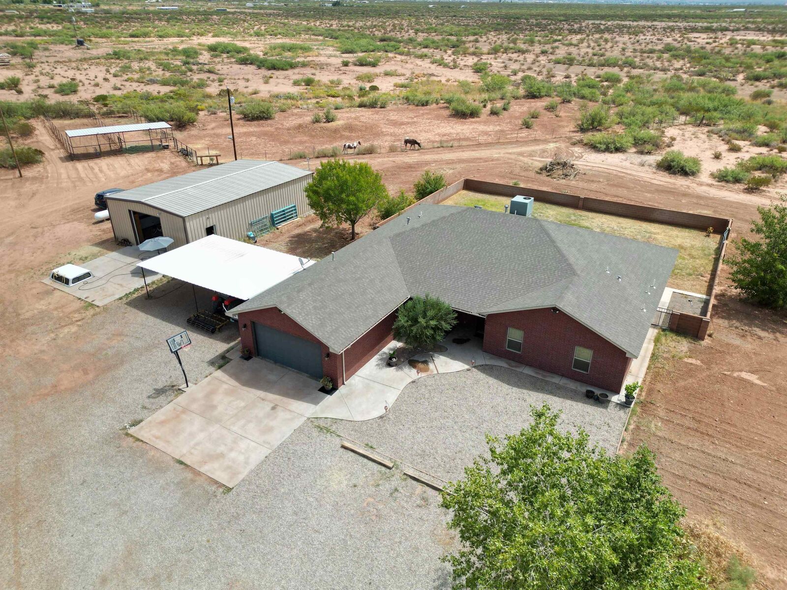 Property Photo:  184 La Luz Gate Rd  NM 88310-0000 