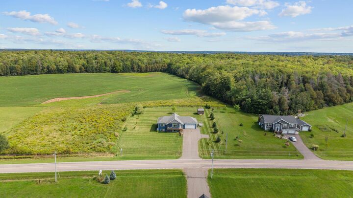 Property Photo: 612 Upper Meadowbank Road PE C0A 1H1