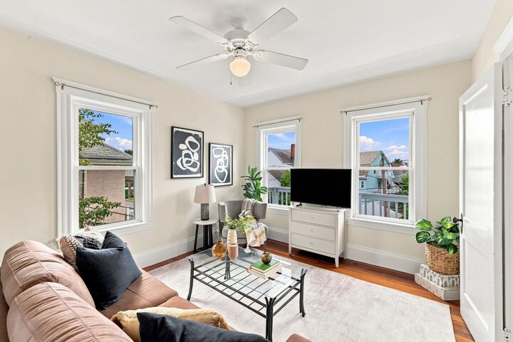 Property Photo:  11 Lloyd Rd 11  MA 02472 