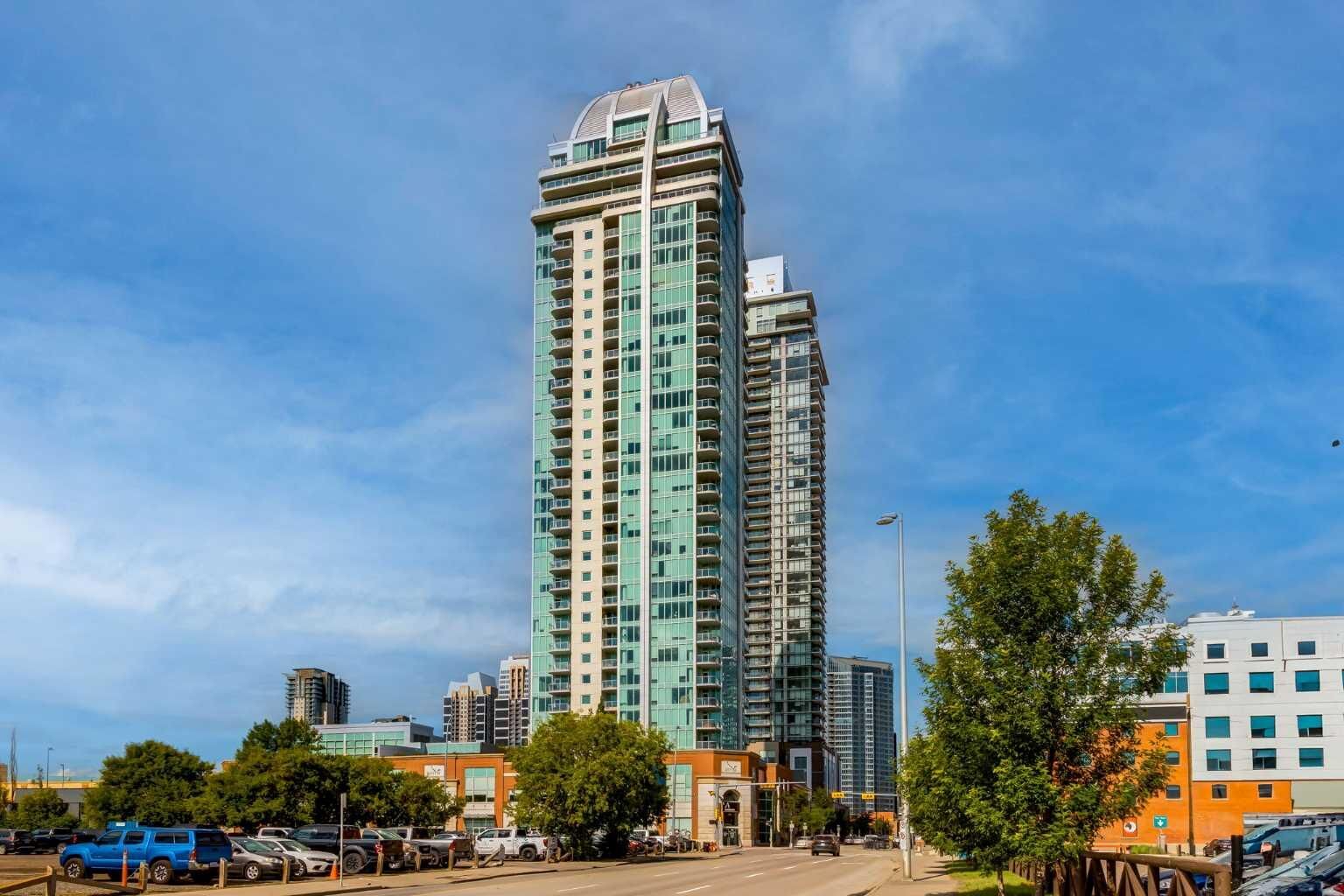 Property Photo: 433 11 Avenue SE 1603 AB T2G 0C7