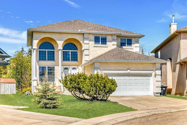 Property Photo:  130 Panorama Hills View NW  AB T3K 5B8 