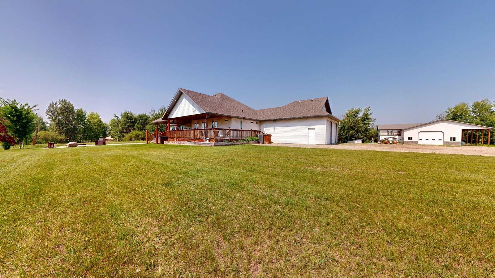 Property Photo:  711045 Range Road 53  AB T8W 5A3 