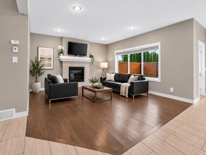 Photo de la propriété:  69 Rainbow Falls Boulevard  AB T1X 0S6 