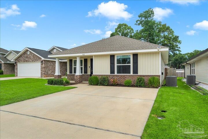 Property Photo:  7162 Sonny Dr  FL 32504 