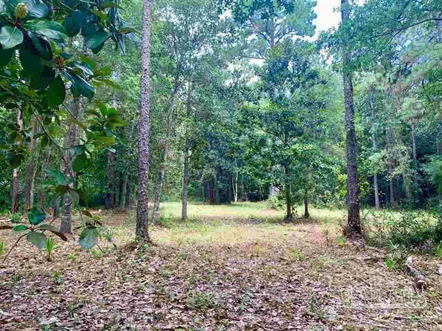 Property Photo:  3400 Serenity Cir  FL 32506 