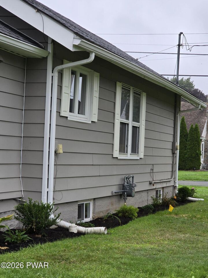 Property Photo:  511 N Avenue N  PA 18337 