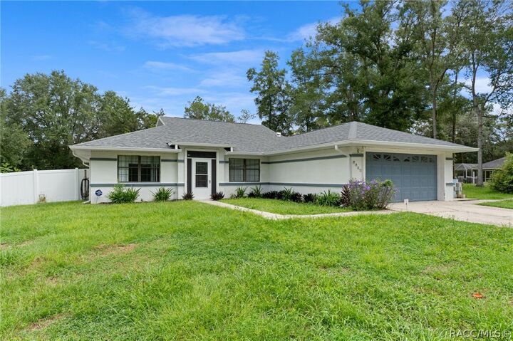 Property Photo:  9927 N Sandree Drive  FL 34434 