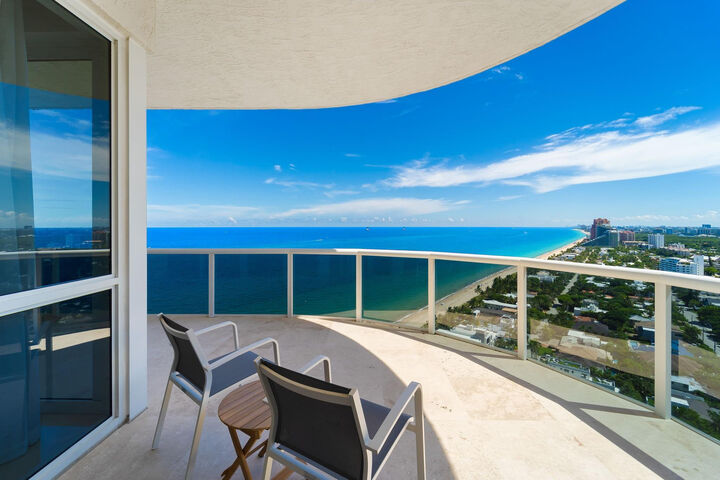 Property Photo:  3200 N Ocean Boulevard Ph2708  FL 33308 