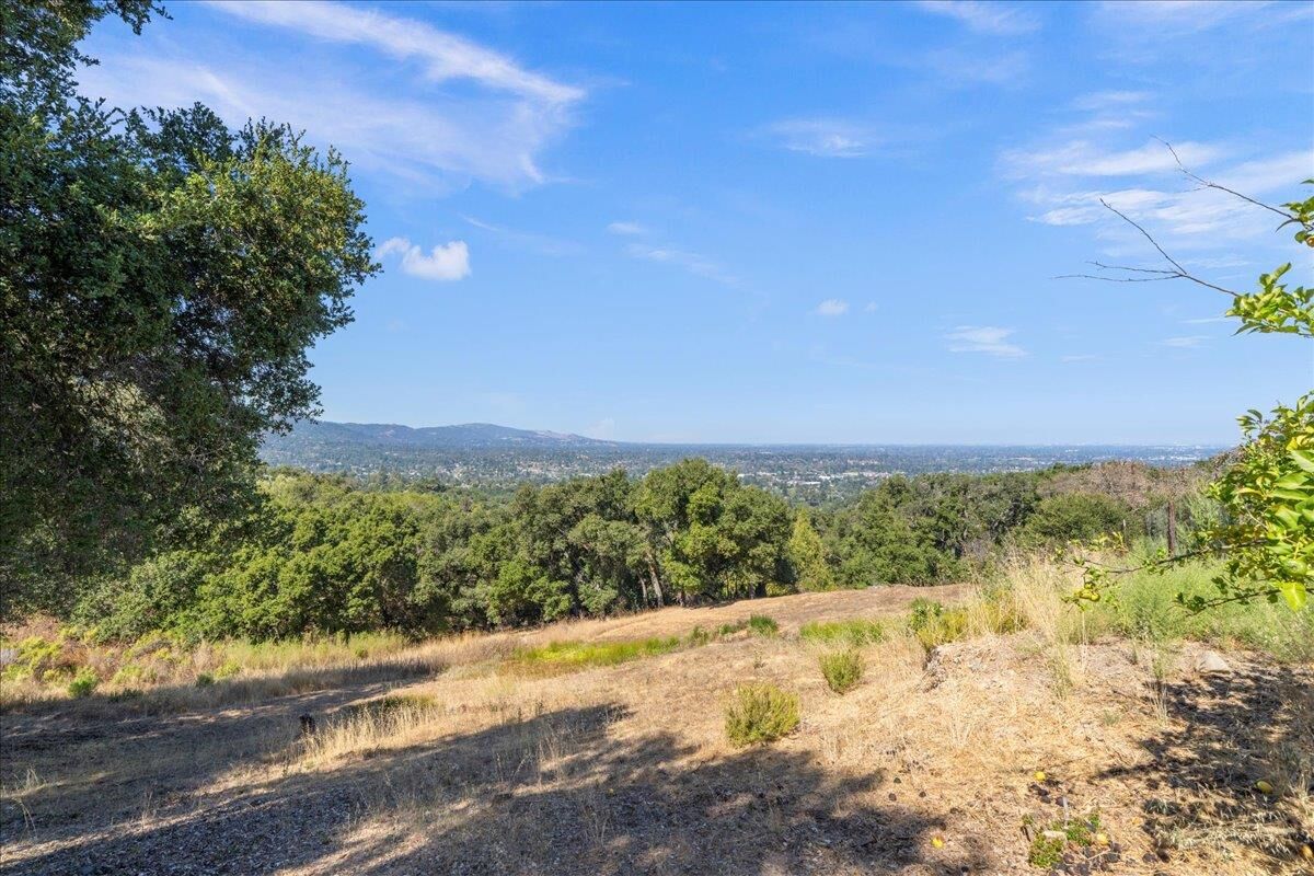 Property Photo: 221 Twelve Oaks Road CA 95030